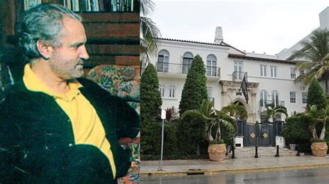 di cosa era ammalato versace prima di essere assassinato|Il 15 luglio 1997 l'assassinio di Gianni Versace .